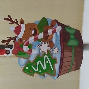 Bucherry Reindeer Cupcake Christmas Ornament Wooden